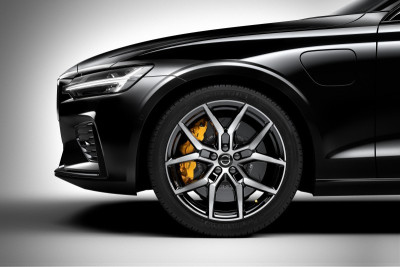 Aluminium velgenset "5-Y spaaks Black Diamond Cut" 8 x 19", Polestar Engineered